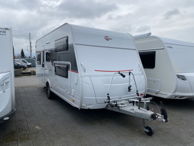 Meilleure offre du Marché du caravaning: Bürstner Averso 510 TK +, caravane de voyage, CHF 34'900.–, véhicules d'occasion